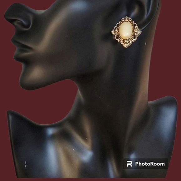 Vintage Jewelry - 3/$30 VTG Edwardian Pearlesque Bridal Formal Colonial Acrylic Earrings